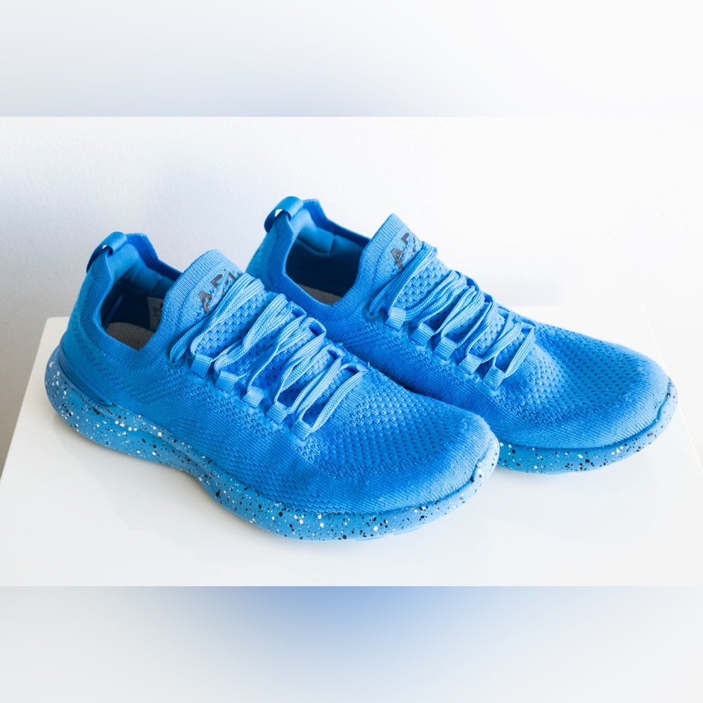APL Techloom Breeze - US Women’s Size 6 - Blue